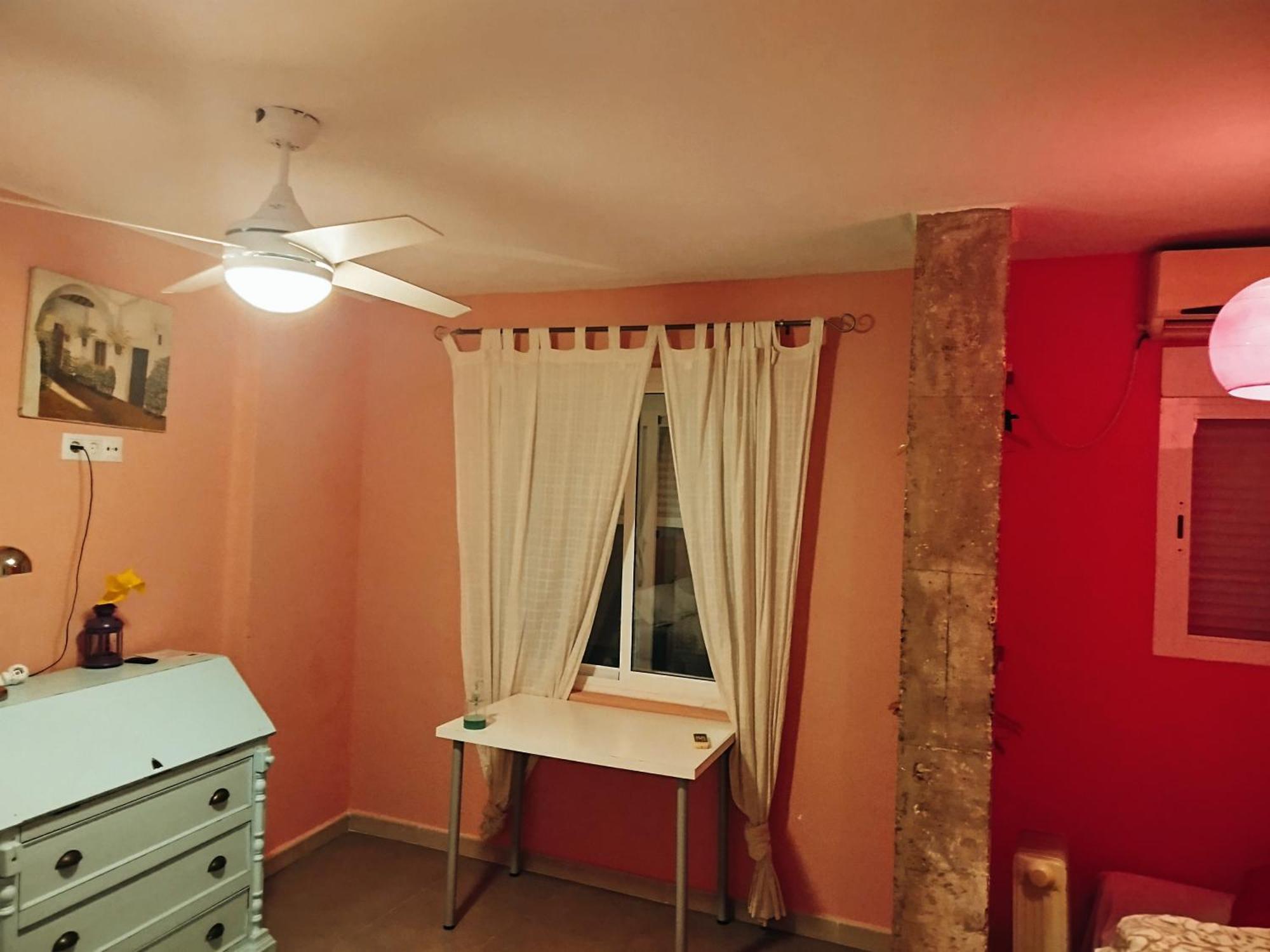Apartamentos Malaga Centro Hernan Ruiz De 4 A 8 Personas Kültér fotó